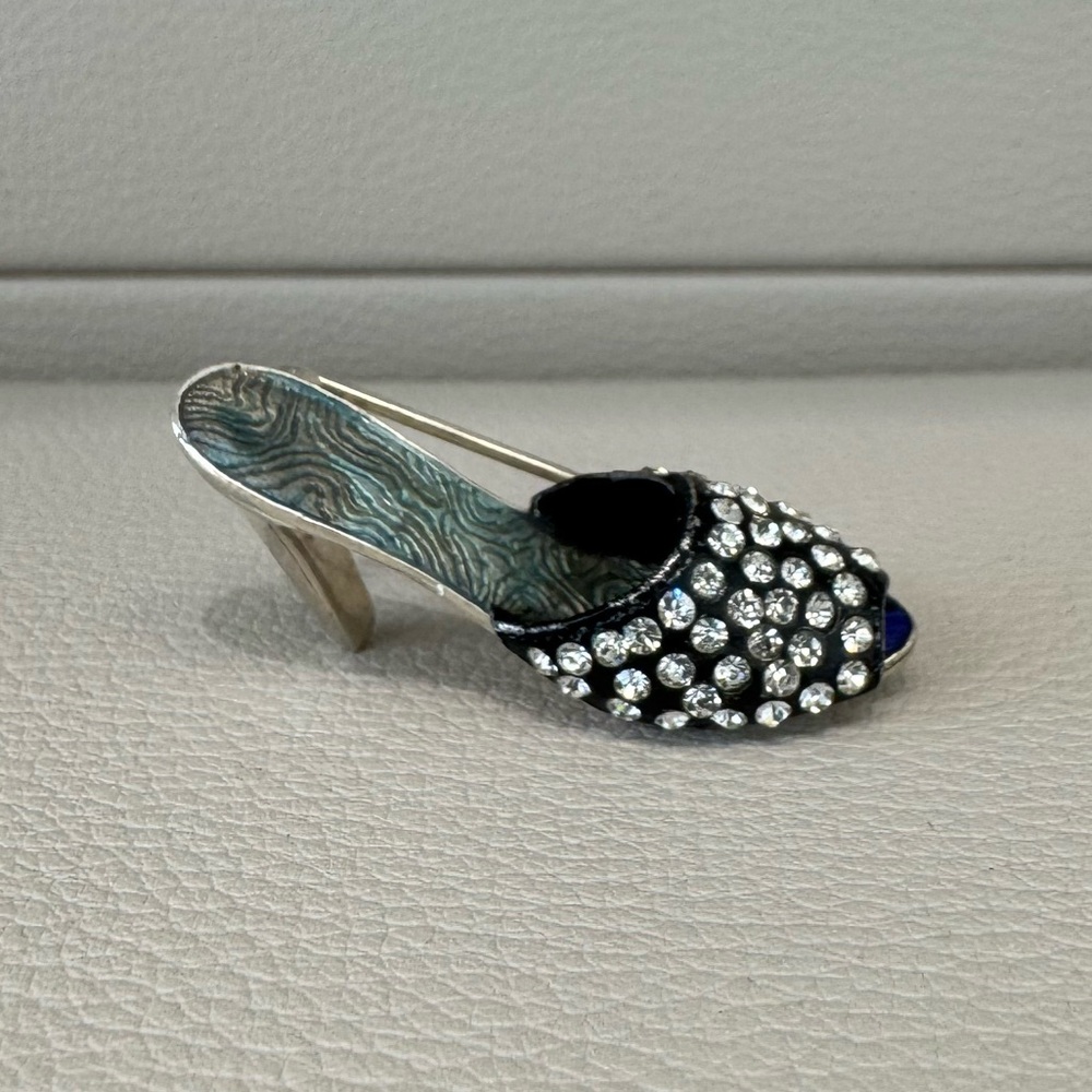 RAINE ‘Just The Right Shoe’ brooch